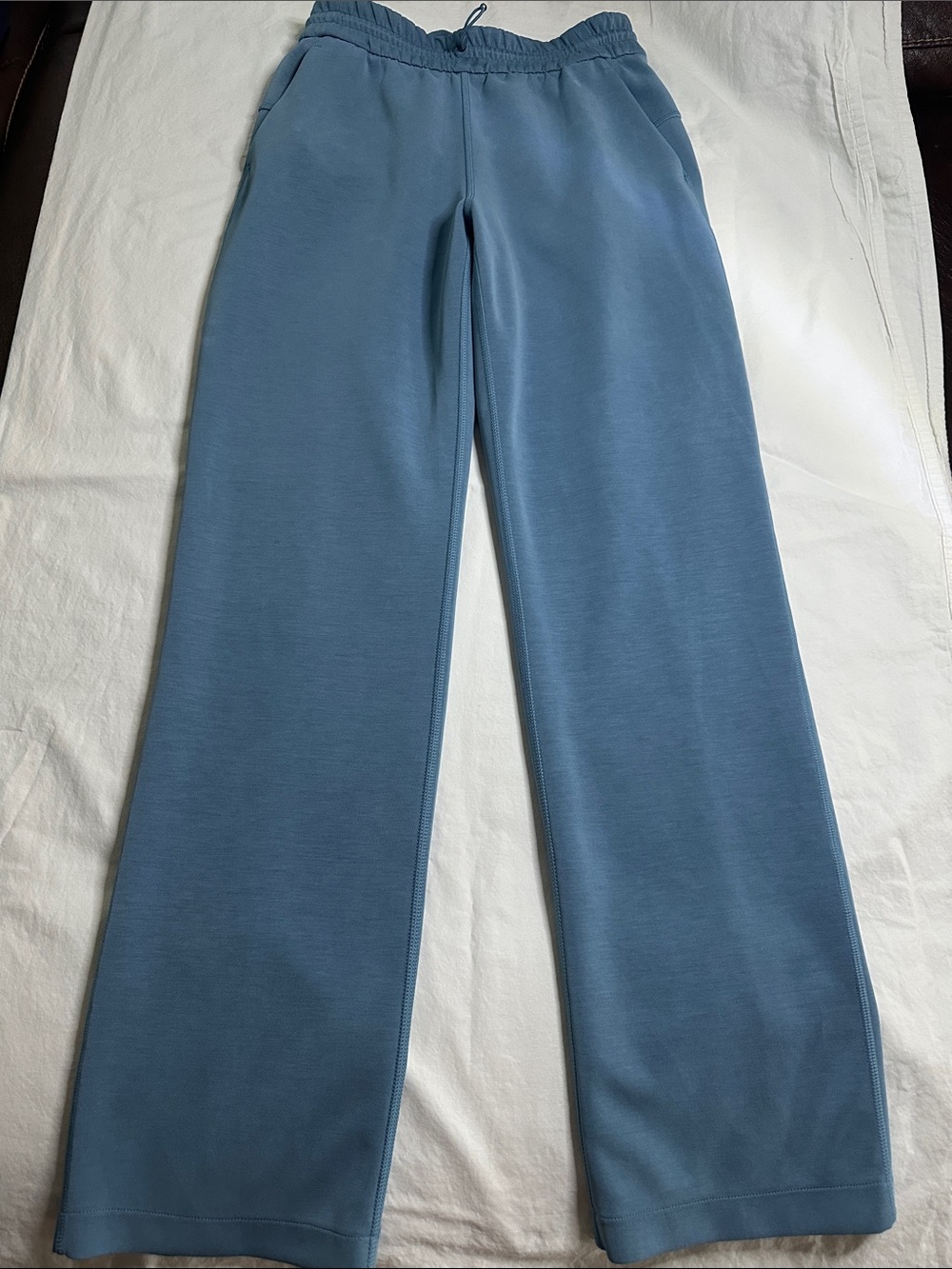 Lululemon Softstreme High-Rise Pant *Regular Size 4